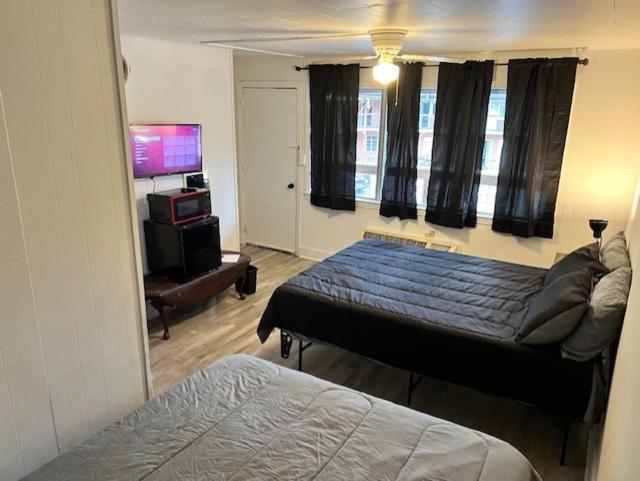 Spruce Pine Inn Buitenkant foto